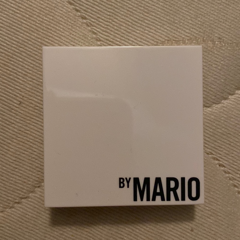 Makeup by Mario Highlighter:Quartz